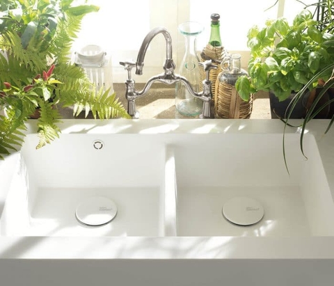 Nên sử dụng bồn chậu rửa bát bằng đá hay không