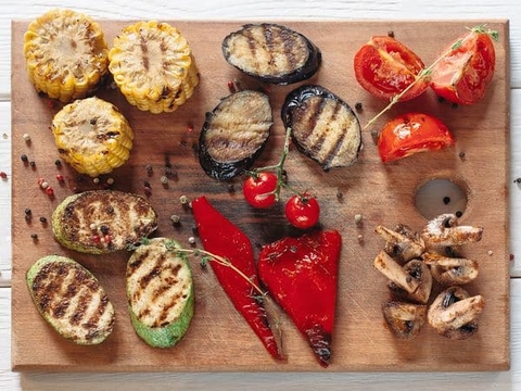 Nướng bằng bếp từ có được không