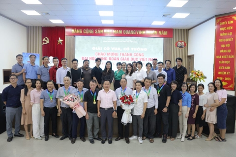 ADCers giành huy chương tại giải cờ vua, cờ tướng chào mừng thành công Đại hội Công đoàn Giáo dục Việt Nam lần thứ XVI