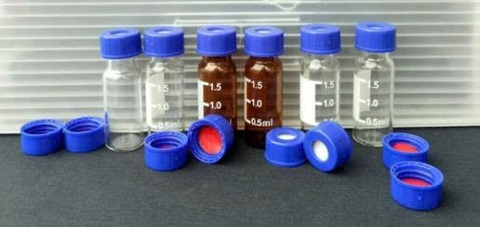 Chai vial 2ml trắng kèm nắp, hộp 100 cái, Trung Quốc