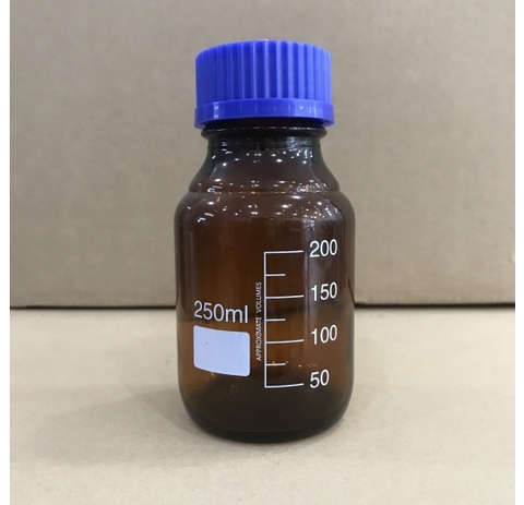 Chai nâu nắp vặn 250ml