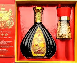 Nước mắm VIP Sá sùng Vân Đồn 45N + tiêu sọ