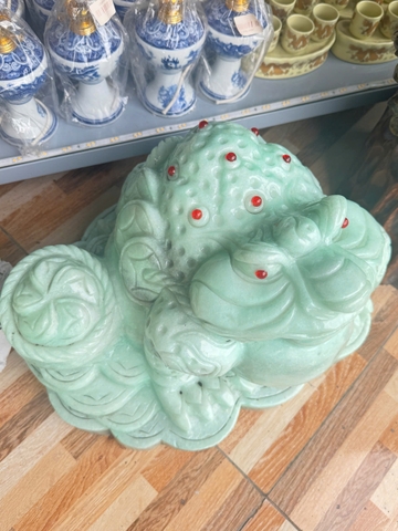 Q12 - Thiềm thừ cẩm thạch xanh
