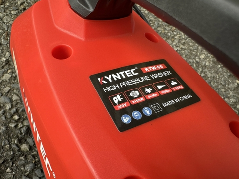 Máy Rửa Xe Kyntec KTW-05 Xịt Rửa Áp Lực Cao