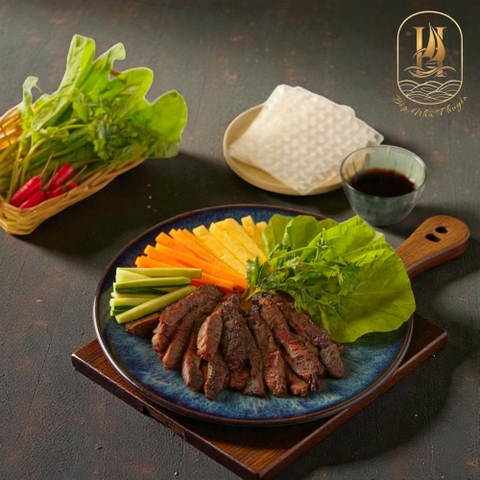 Bò Cuốn Cải (Beef Rolls With Mixed Vegetables)