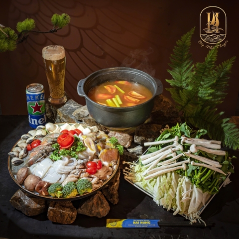 Lẩu Hải Sản Cốt Thái (Thai Seafood Hot Pot)