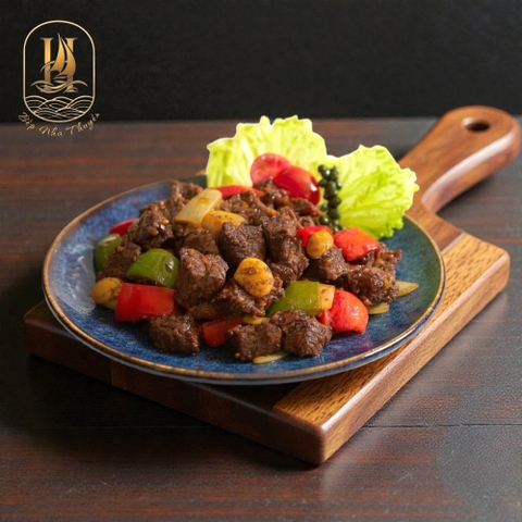 Lõi Vai Bò Úc Xào Lúc Lắc (Stir-fried Beef Chuck)