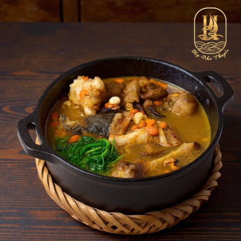 Chân Dê Hầm Thuốc Bắc - Đặt trước (Herbal Stewed Goat Trotters)