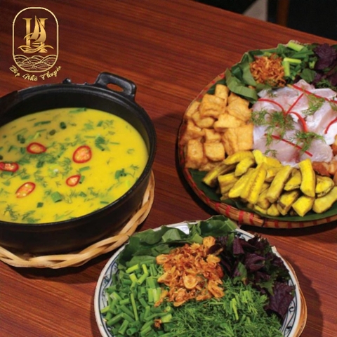 Lẩu Cá Lăng Chuối Đậu (Lang Fish Hot Pot With Green Banana And Tofu)