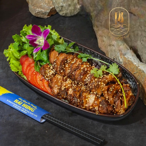 Má Đào Nướng Ngũ Vị (Five-Spice Grilled Pork Cheeks)