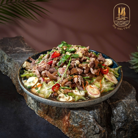 Gỏi Dê Bóp Thấu (Vietnamese Goat Salad)