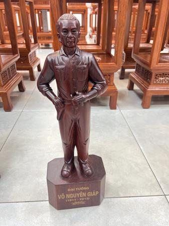 BÁC GIÁP 50 TỬ ĐÀN ĐỎ 12568