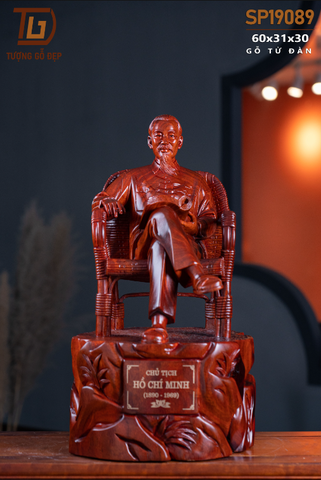 BÁC HỒ 60 TỬ ĐÀN NGỒI GHẾ MÂY 19089