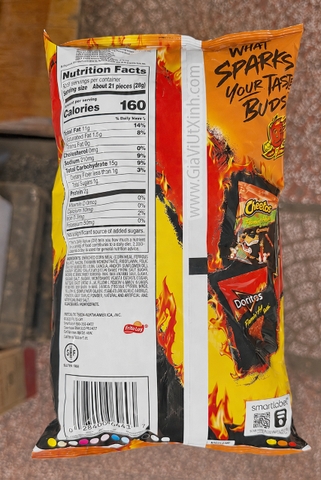 BÁNH SNACK CHEETOS FLAMIN HOT CRUNCHY 226.8G - BÁNH CAY MỸ