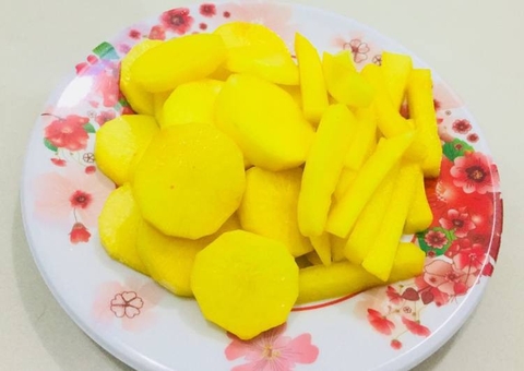 CỦ CẢI VÀNG MUỐI NHẬT BẢN 1KG - TAKUWAN