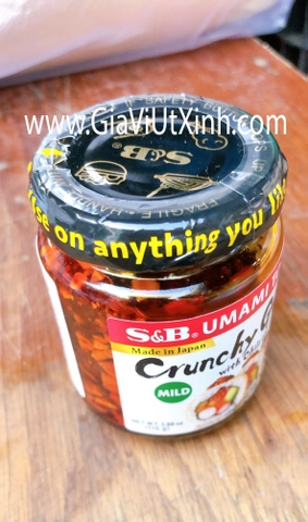 DẦU ỚT TỎI GIÒN S&B NHẬT BẢN 110G - S&B UMAMI TOPPING CRUNCHY GARLIC WITH CHILI OIL