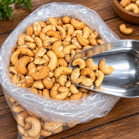 HẠT ĐIỀU RANG NGUYÊN VỊ 500G - 1KG – KHÔNG MUỐI, TÁCH VỎ LỤA
