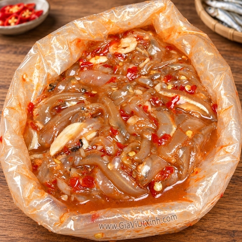 MẮM CÁ CƠM CHUA 1KG – MẮM CÁ CƠM NGUYÊN CON TRỘN ỚT TỎI