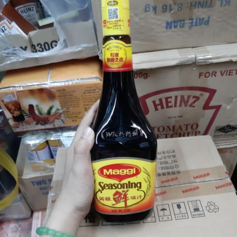 NƯỚC TƯƠNG MAGGI SEASONING THƯỢNG HẠNG 800ML
