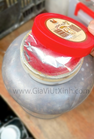 TƯƠNG HỘT ĐEN LOẠI ĐẶC BIỆT 5KG - BLACK BEAN SAUCE - TƯƠNG HỘT ĐEN CON GÀ VĨNH THUẬN