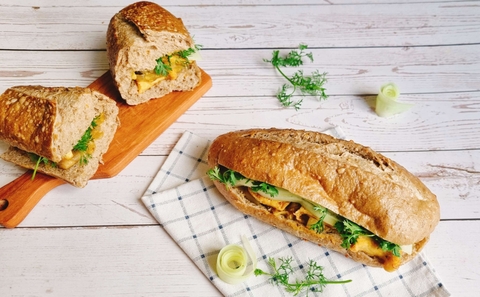 BÁNH MÌ NẤM ĐẬU LĂNG