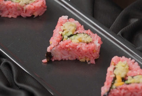 CƠM CUỘN TRÁI TIM