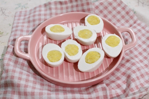 TRỨNG LUỘC THUẦN CHAY