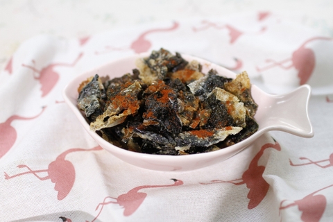 SNACK DA CÁ HỒI CHAY CHIÊN