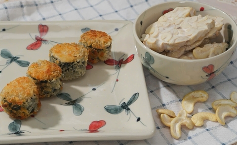 TEMPEH HẠT ĐIỀU CUỘN RONG BIỂN