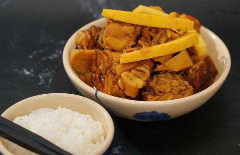 TEMPEH KHO DỪA