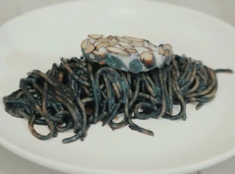 MÌ PASTA ĐEN “MẬT MỰC”