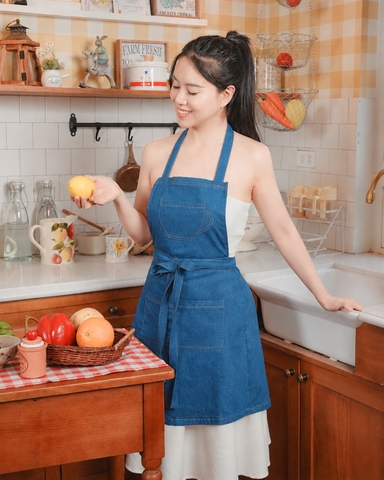 Tạp Dề Denim Cotton Hiện Đại – Tạp Dề Thời Trang Cao Cấp -  Dành Cho Mẹ Và Bé - Set ĐẬM