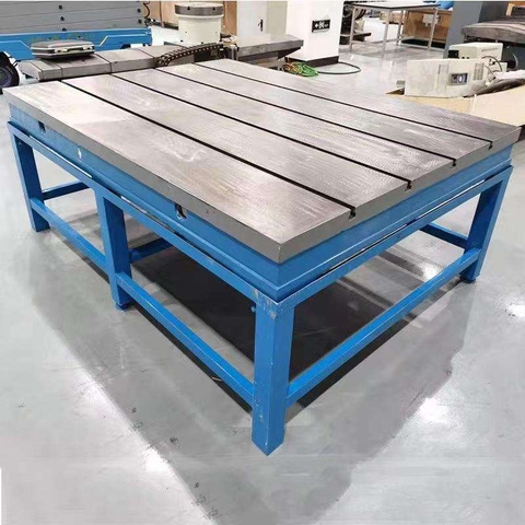 Bàn Làm Nguội Rãnh T Cho Ngành Kết Cấu Thép Chính Xác