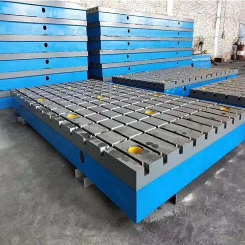 Ứng Dụng Bàn Gang Rãnh Chữ T Trong Lắp Ráp Máy CNC