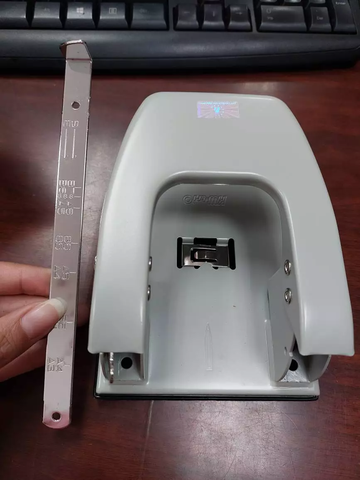 Máy bấm lỗ 978 NB (KW TriO)