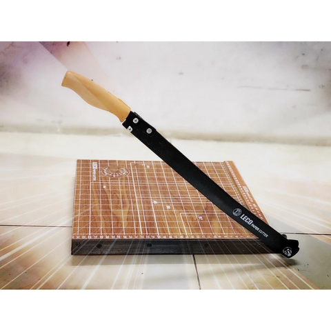 Bàn cắt giấy gỗ Leco A3