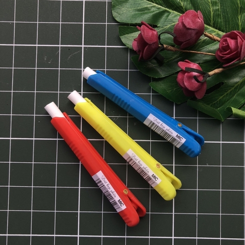 Viết kẹp phấn Mic (T/400)