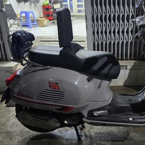 Yên Xe Tựa Lưng Cho Vespa –  Da Bò Thật Màu Đen _ VESPA-TL03-BLACK