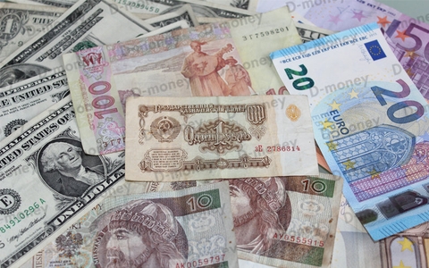 Thu mua tiền giấy nước ngoài tại shop D-money