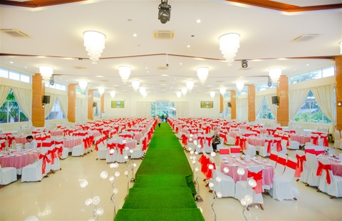 Tại sao các doanh nghiệp lớn tin chọn Bình Minh Hotel để tổ chức hội nghị?