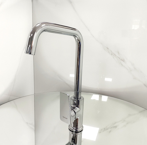 Vòi rửa bát 2 đường nóng lạnh. GLF 106