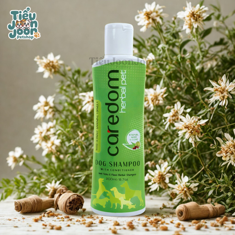 Dầu tắm ve bọ chét cho chó CAREDOM 200ml