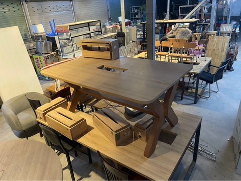 Bàn họp chân X hàng đặt riêng thanh lý - NTVP