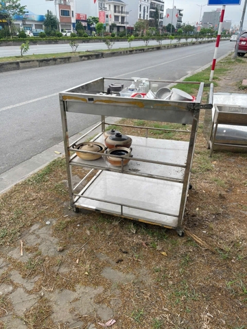 Kệ đẩy đồ nhà hàng-DQDKD