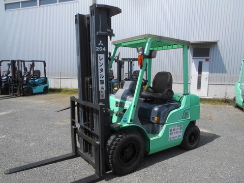 Xe nâng dầu 2.5 tấn MITSUBISHI FD25T (Siêu Lướt 935 Giờ - Nâng Cao 5.5m)