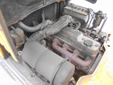 Xe nâng dầu cũ 2.5 tấn TOYOTA 5FD25 Đời 1987 (Số Sàn - Chui Cont - Gật Gù)