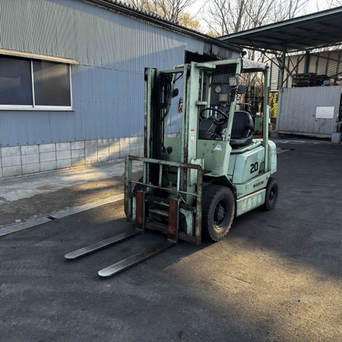 Xe nâng dầu 2 tấn SUMITOMO 11-FD20PVIIXA Đời 2005 (Số Tự Động - Dịch Giá)