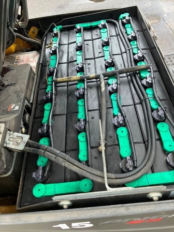 Xe nâng điện ngồi lái cũ 1.5 tấn KOMATSU FB15-12 đời 2021 - 857008