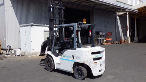 Xe nâng dầu 3.5 tấn UNICARRIERS D1F4F35 Kẹp Giấy - Nâng Cao 5m (Đời 2016)