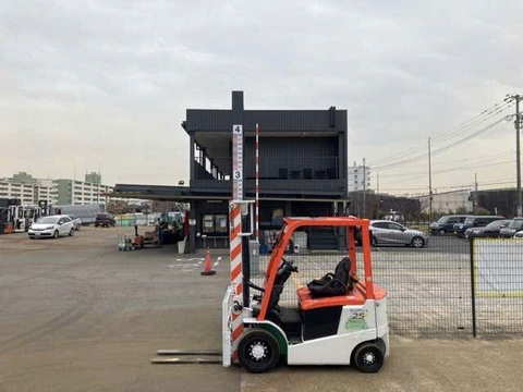 Xe nâng điện ngồi lái 2.5 tấn SUMITOMO 51FB25PJXIII Đời 2020 (Nâng 3.75m)